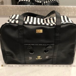 Betsey Johnson kitty weekend bag